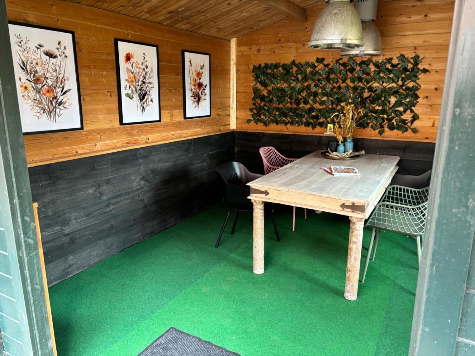 Vakantiehuis Klaartje Kip Voor 4 Personen, Landelijk Gelegen! エンスヘーデ エクステリア 写真